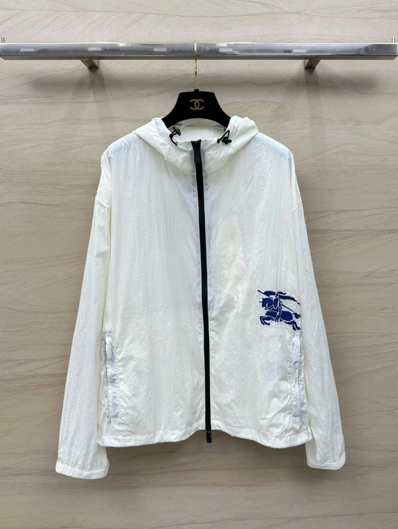 Burberry Outwear WaterResistant 99169