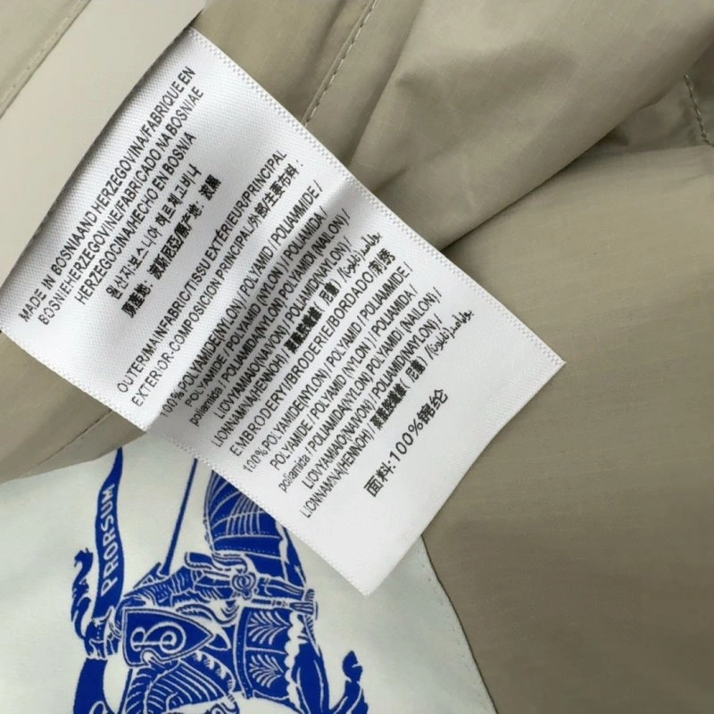 Lightweight Burberry Outwear 99162