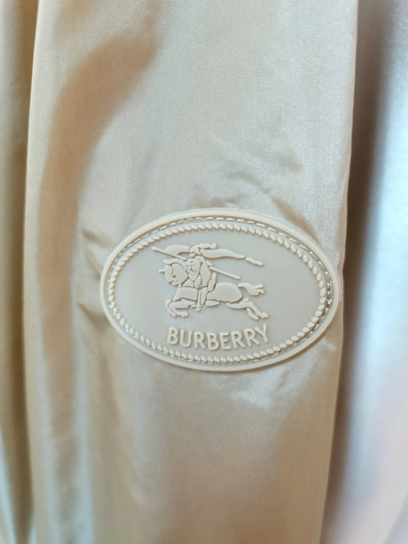 Attractive Burberry Outwear 99312