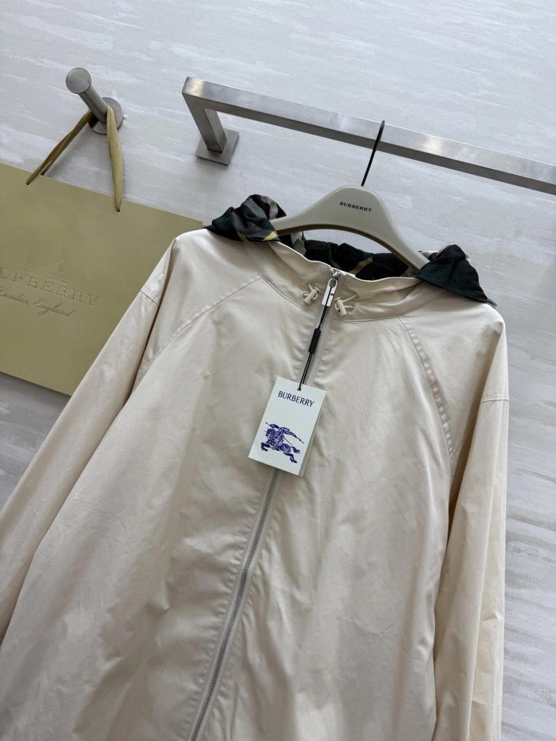Burberry Outwear Premium 99113