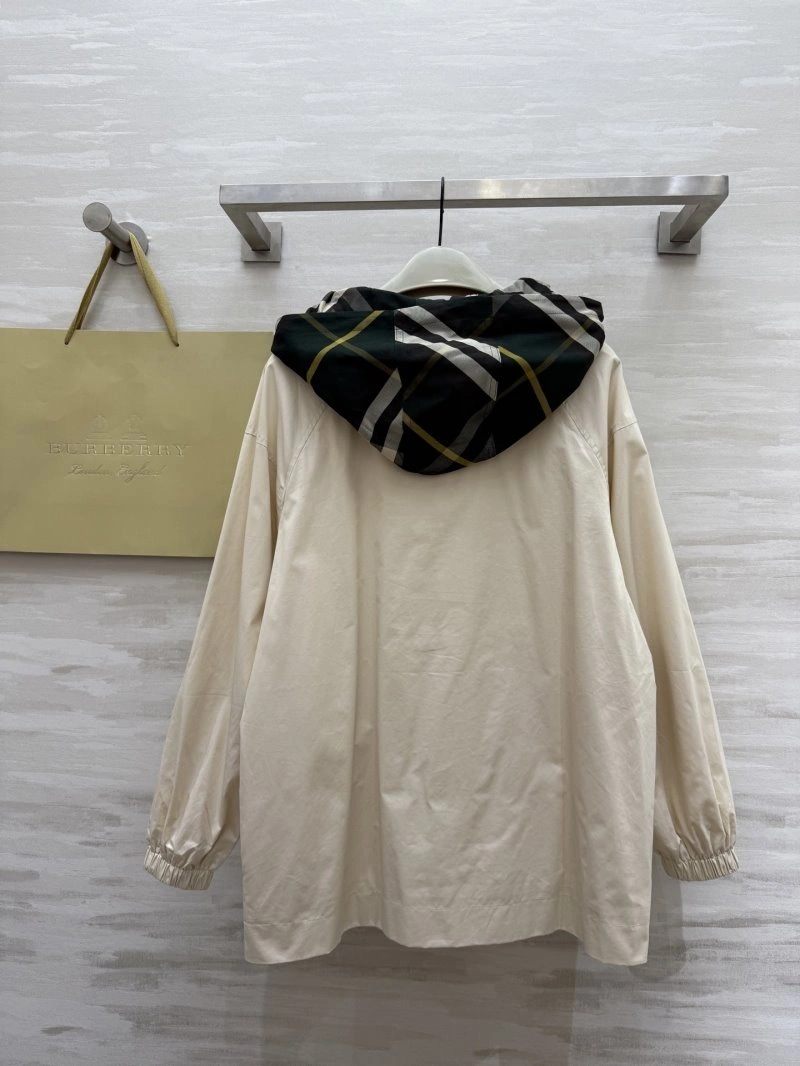 Burberry Outwear Premium 99113