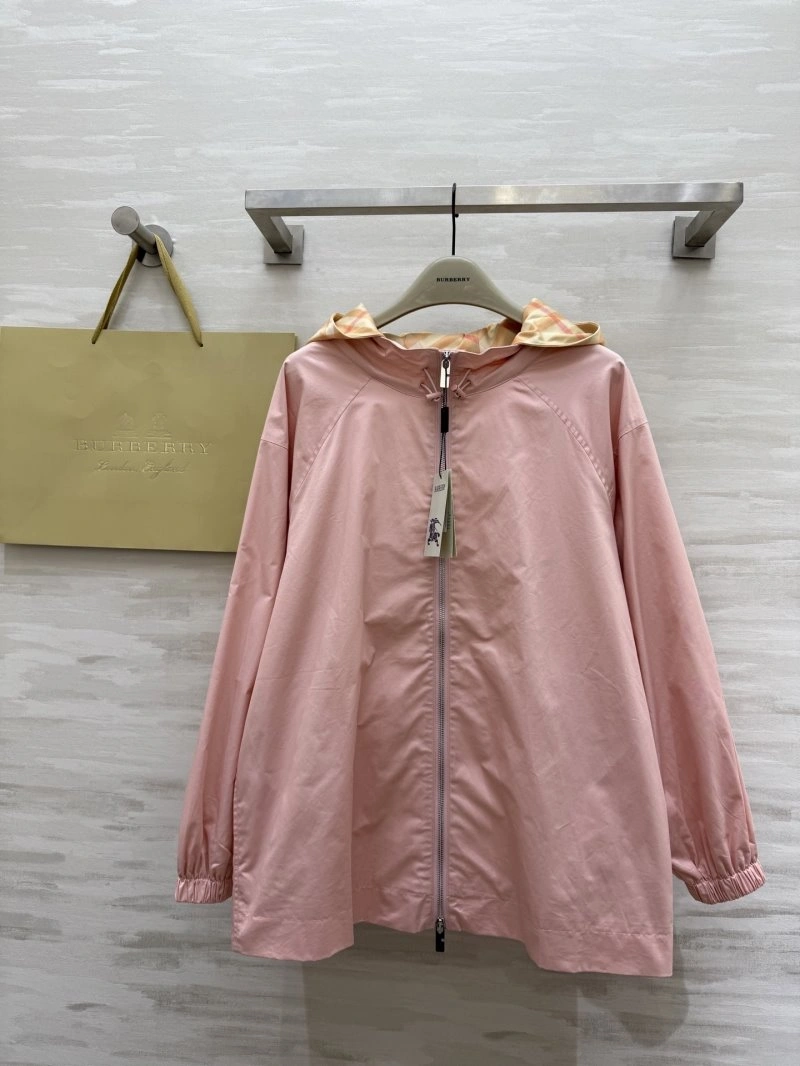 Burberry Outwear Neat 99148