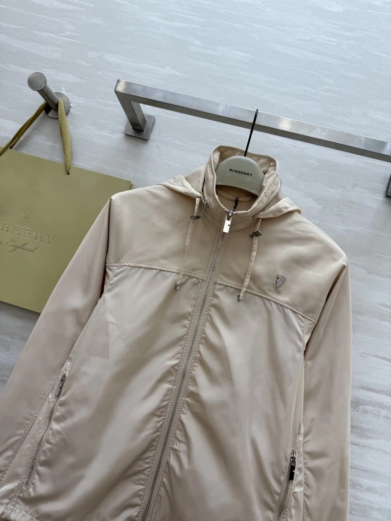 Burberry Outwear DailyWear 99110