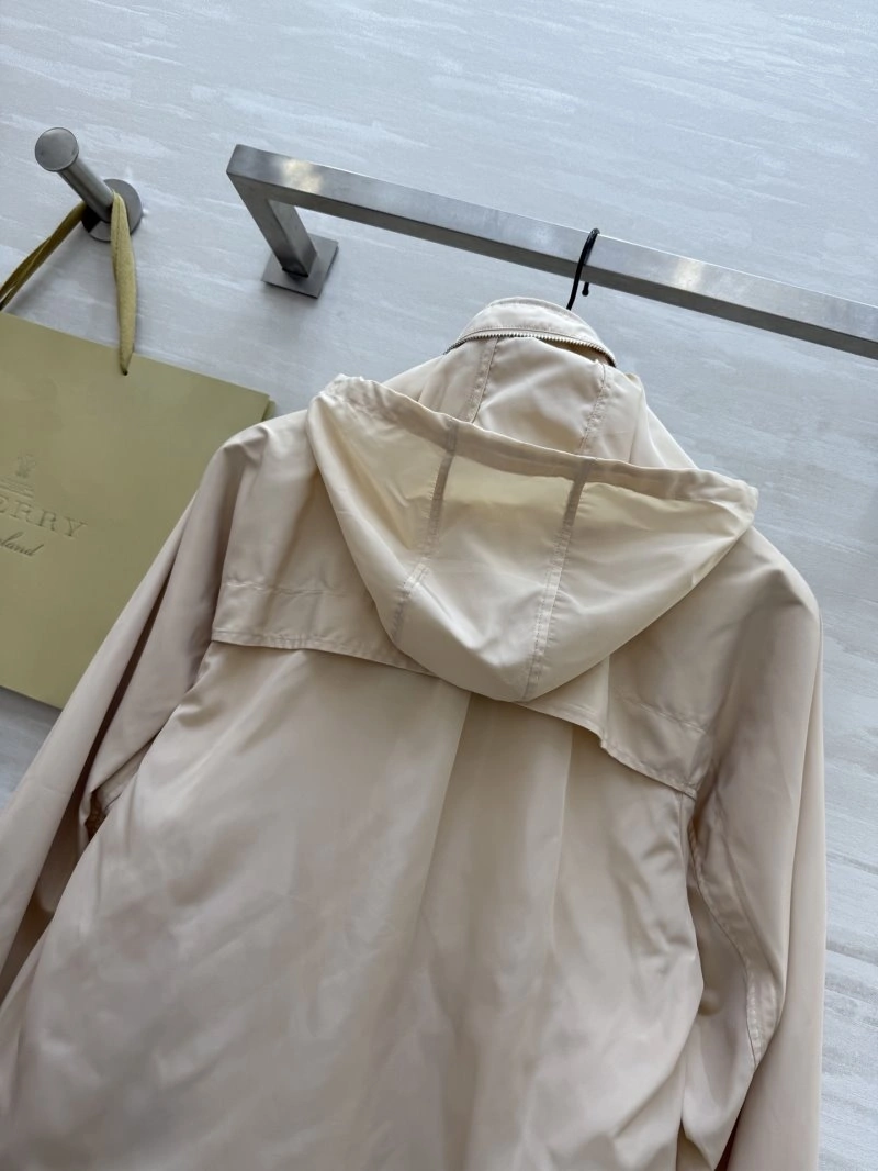 Burberry Outwear DailyWear 99110