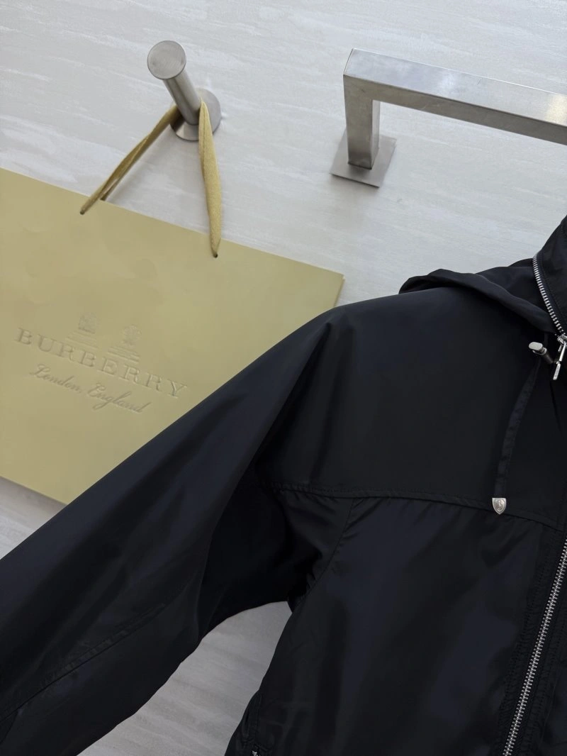 FashionForward Burberry Outwear 99109