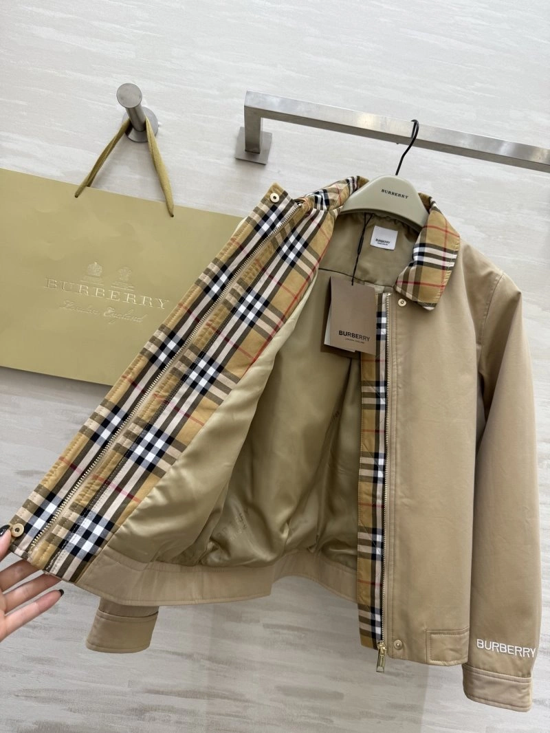 Burberry Outwear StreetReady 99145