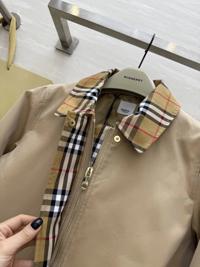 Burberry Outwear StreetReady 99145