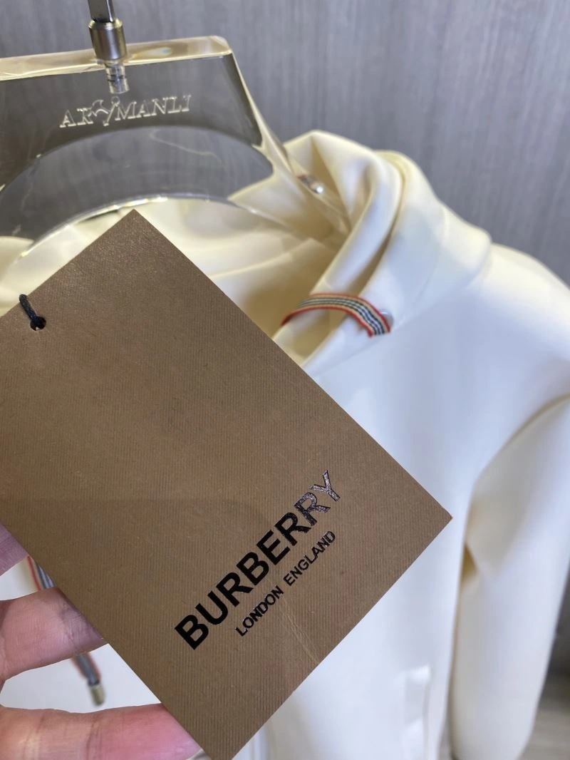 Burberry Outwear Durable 101740