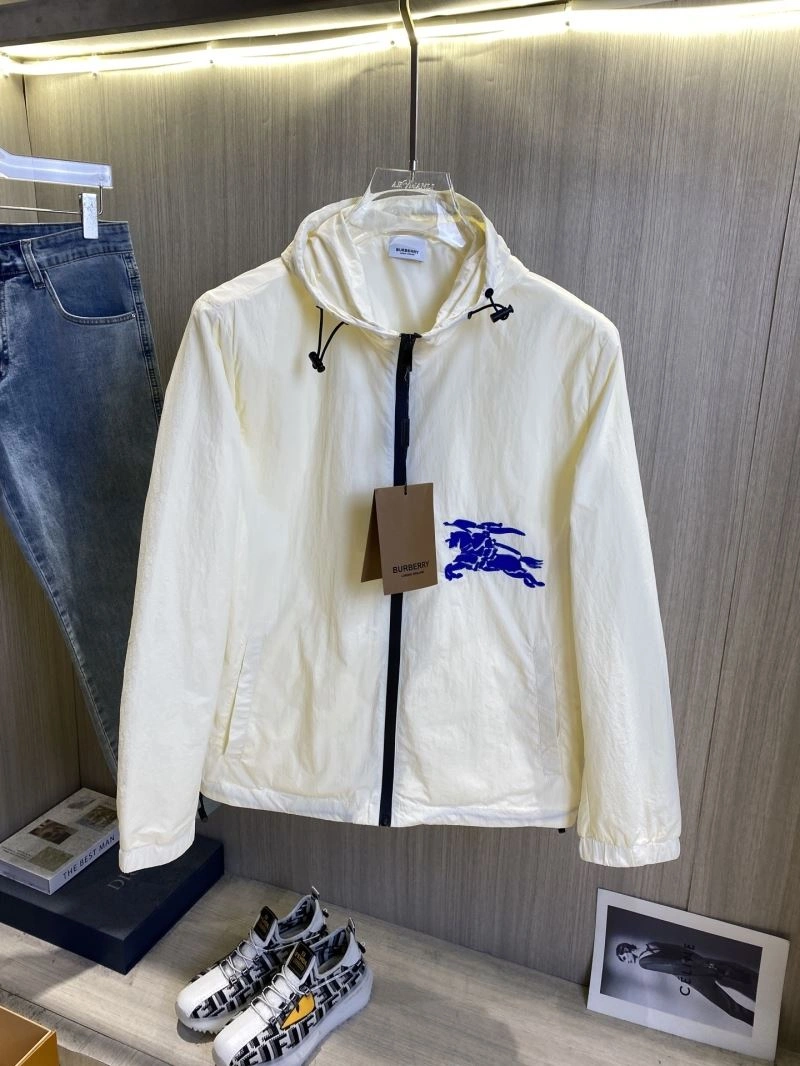 Burberry Outwear Snug 101737