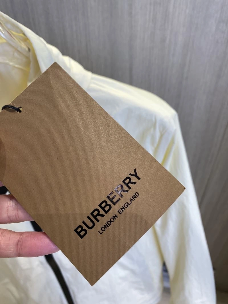 Burberry Outwear Snug 101737