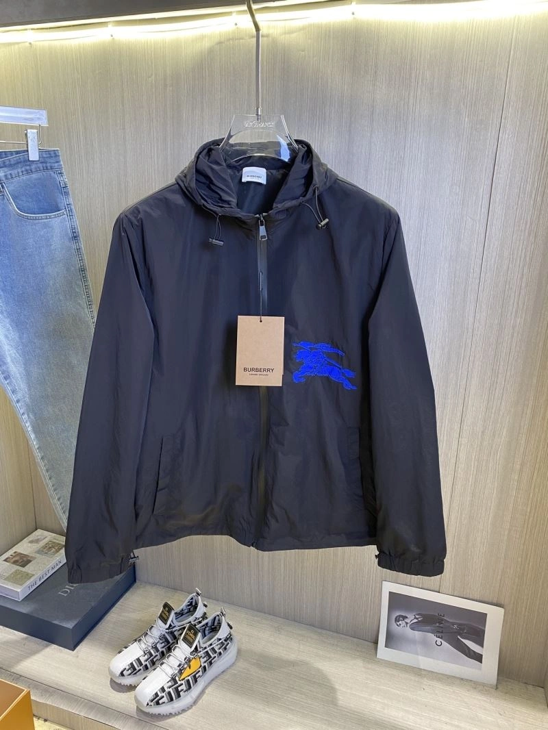 Burberry Outwear Supportive 101734