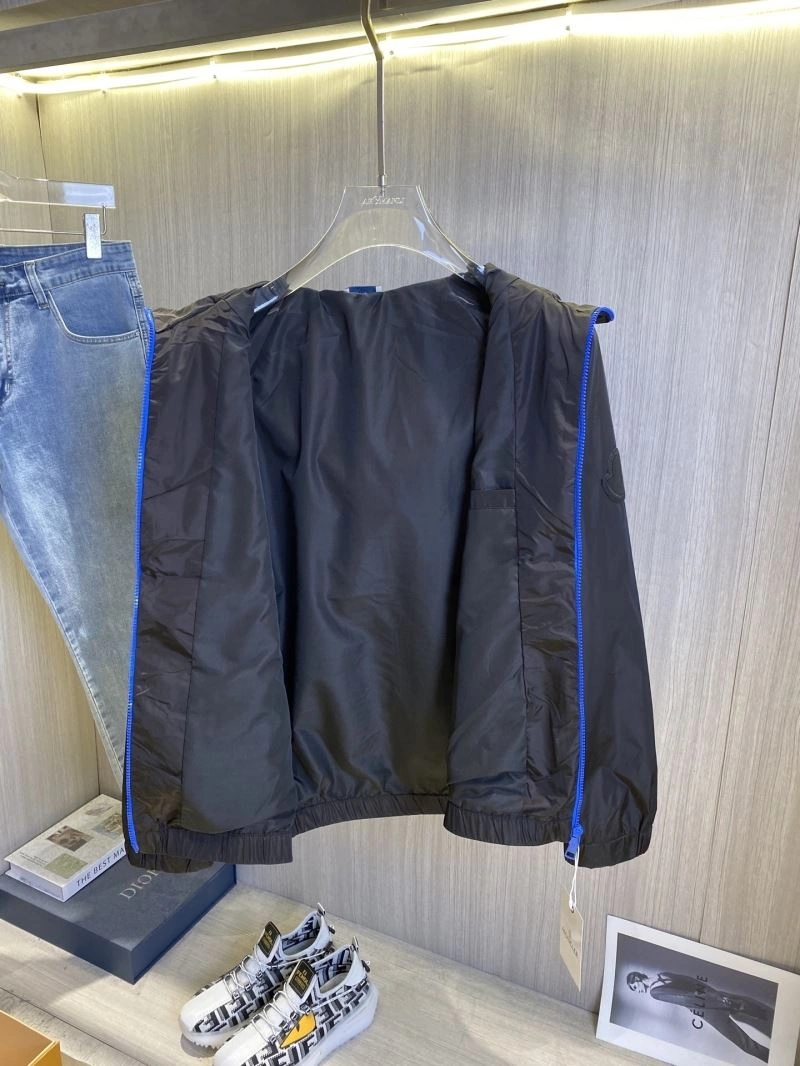 Supportive Burberry Outwear 101731