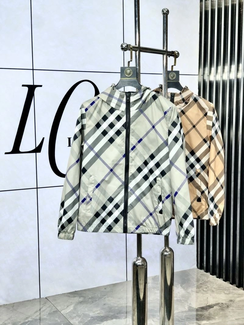 Burberry Outwear SmoothTexture 101729