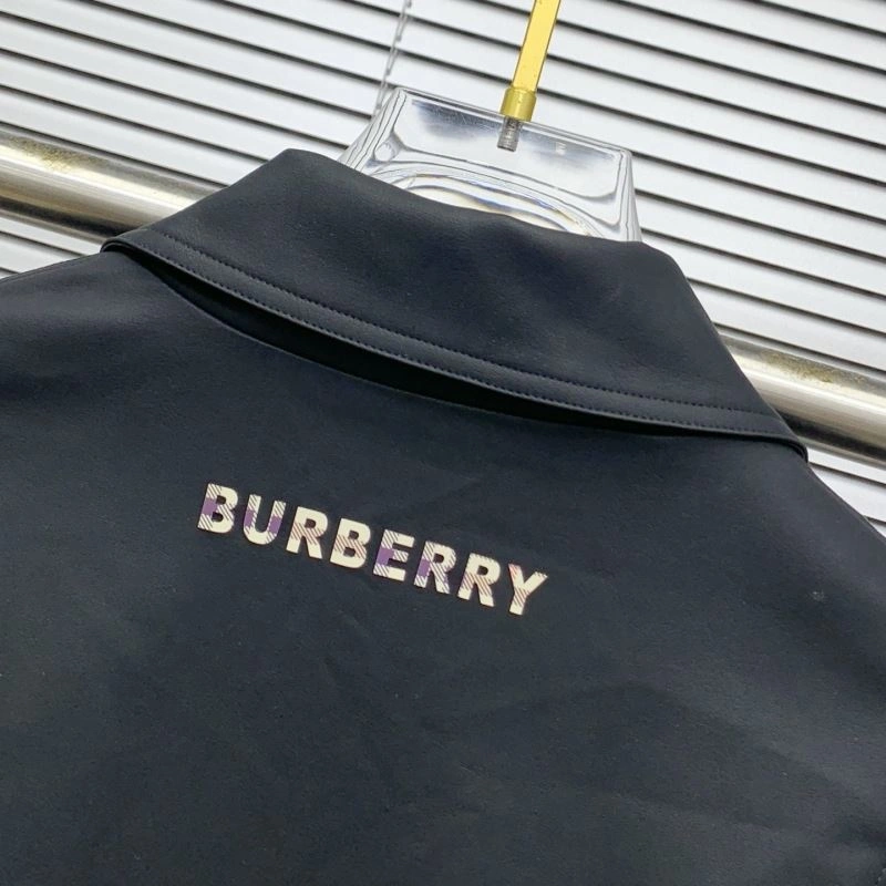 Burberry Outwear WaterResistant 101718