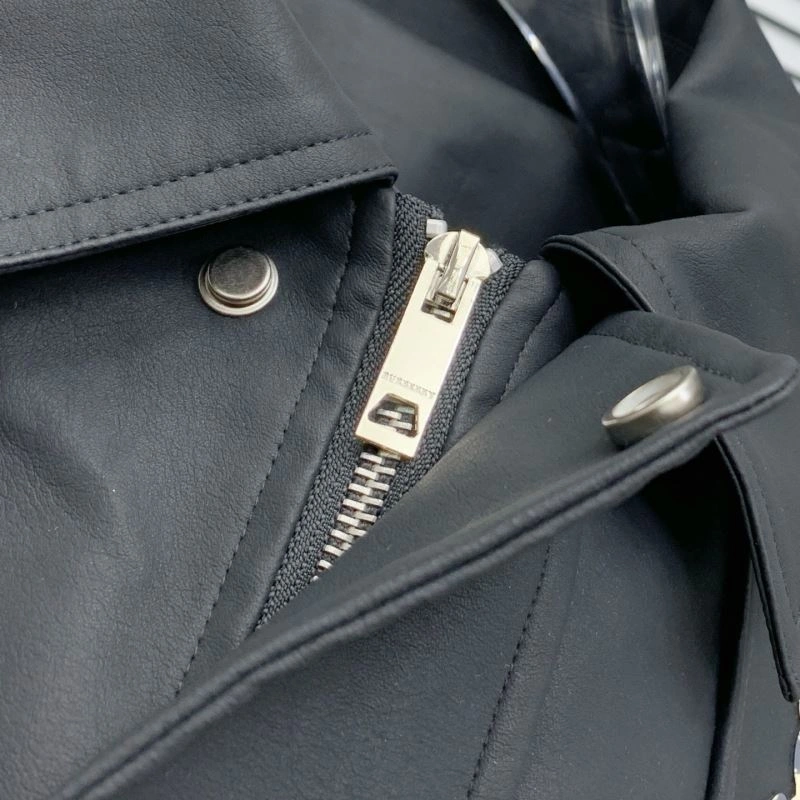 Burberry Outwear WaterResistant 101718