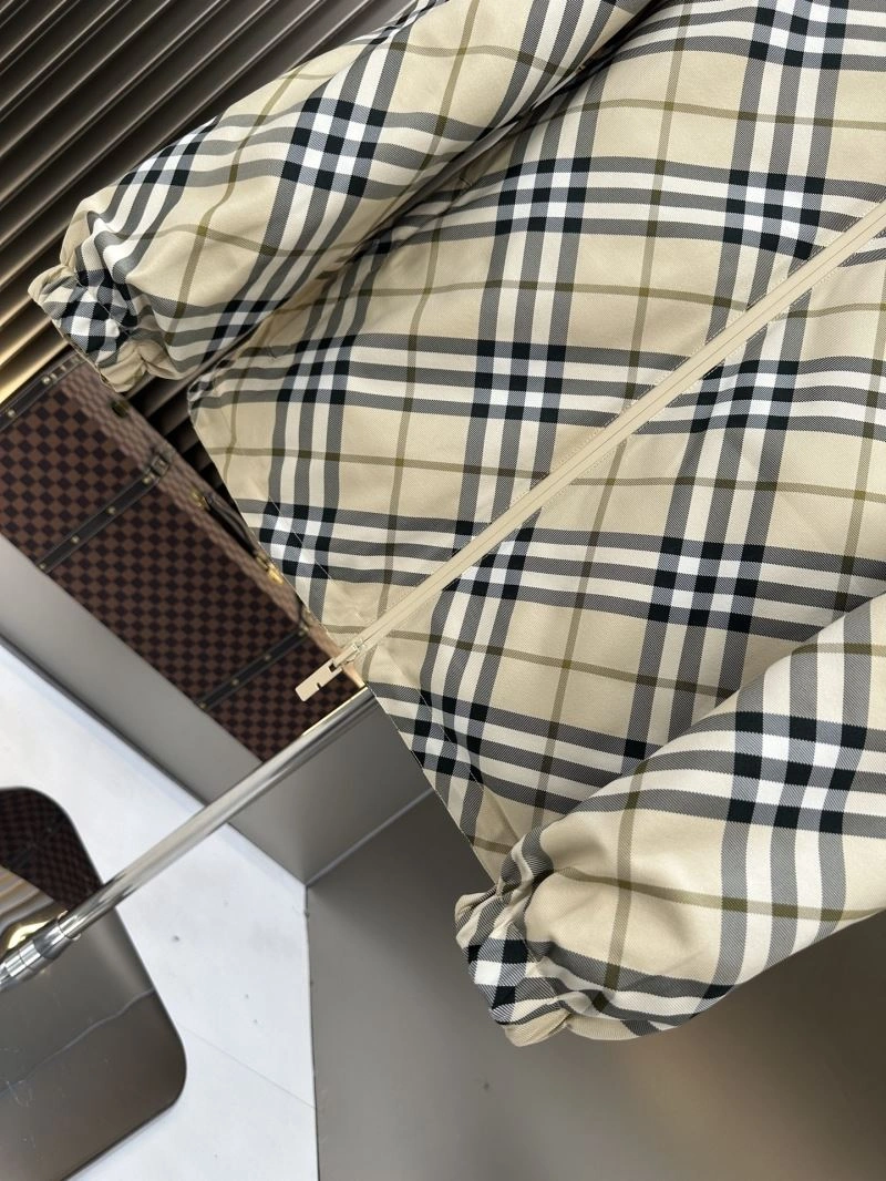 Burberry Outwear OdorResistant 101726
