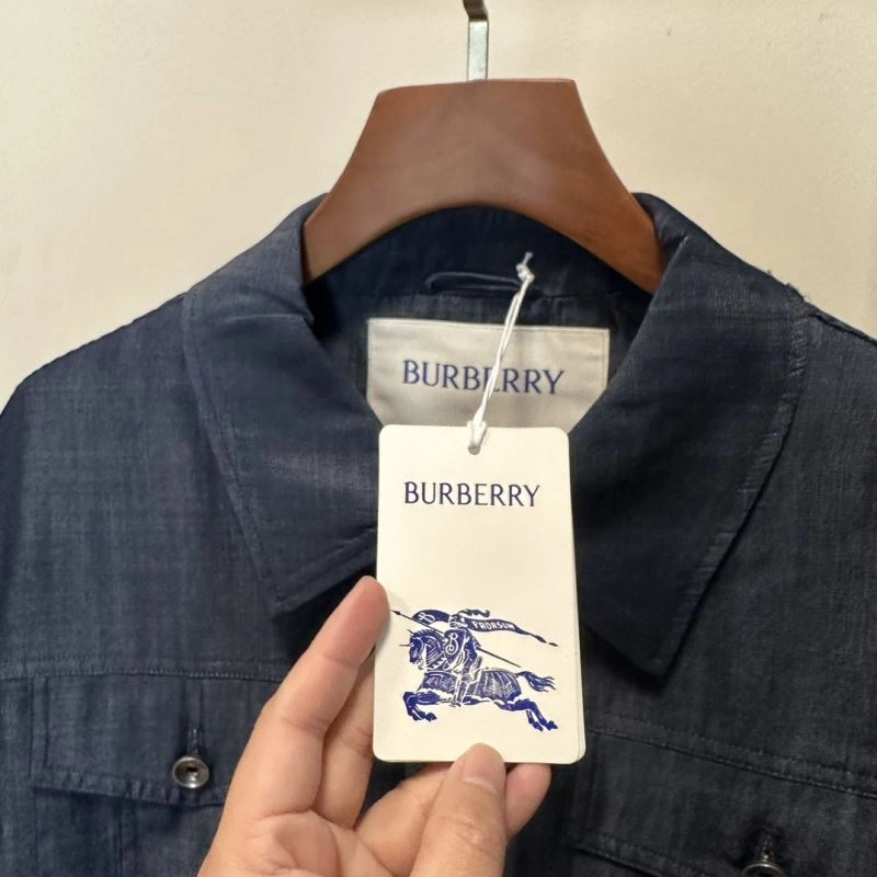 Burberry Outwear Breathable 101709