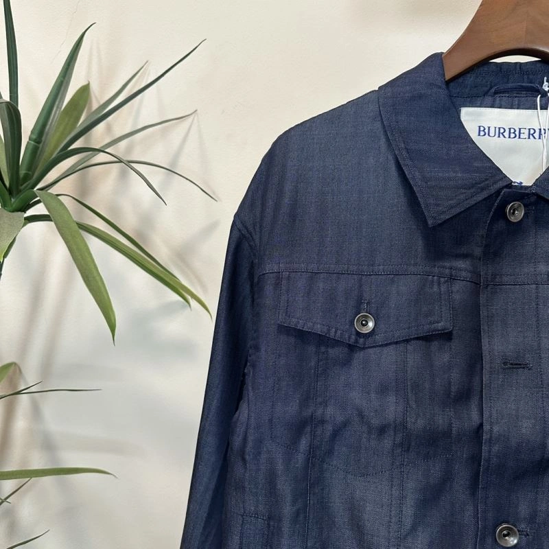 Burberry Outwear Breathable 101709