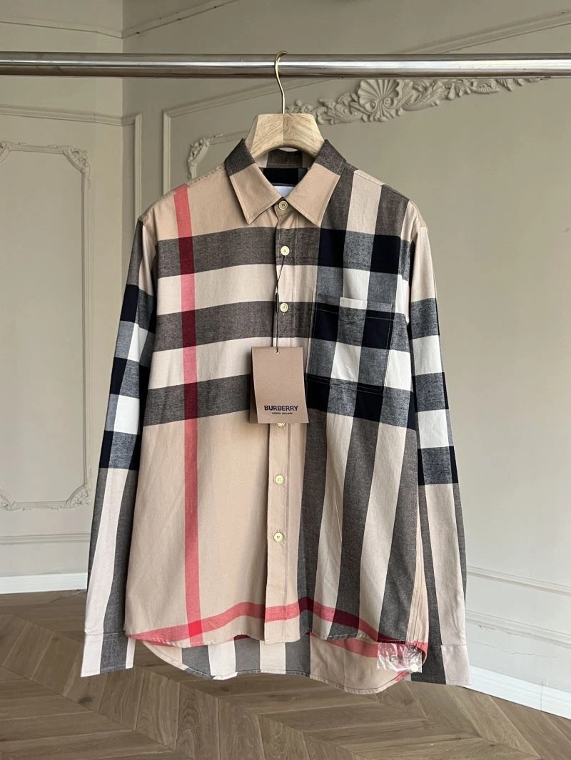 Burberry Outwear GoAnywhere 101722