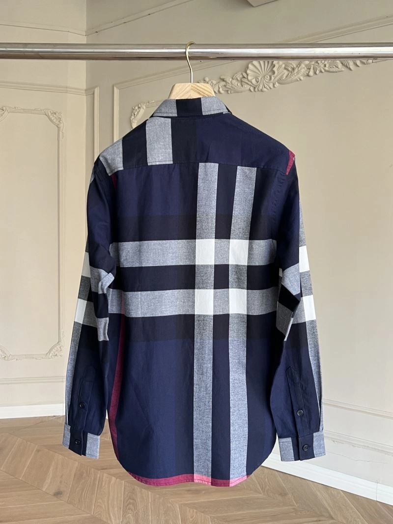 Burberry Outwear GoAnywhere 101722