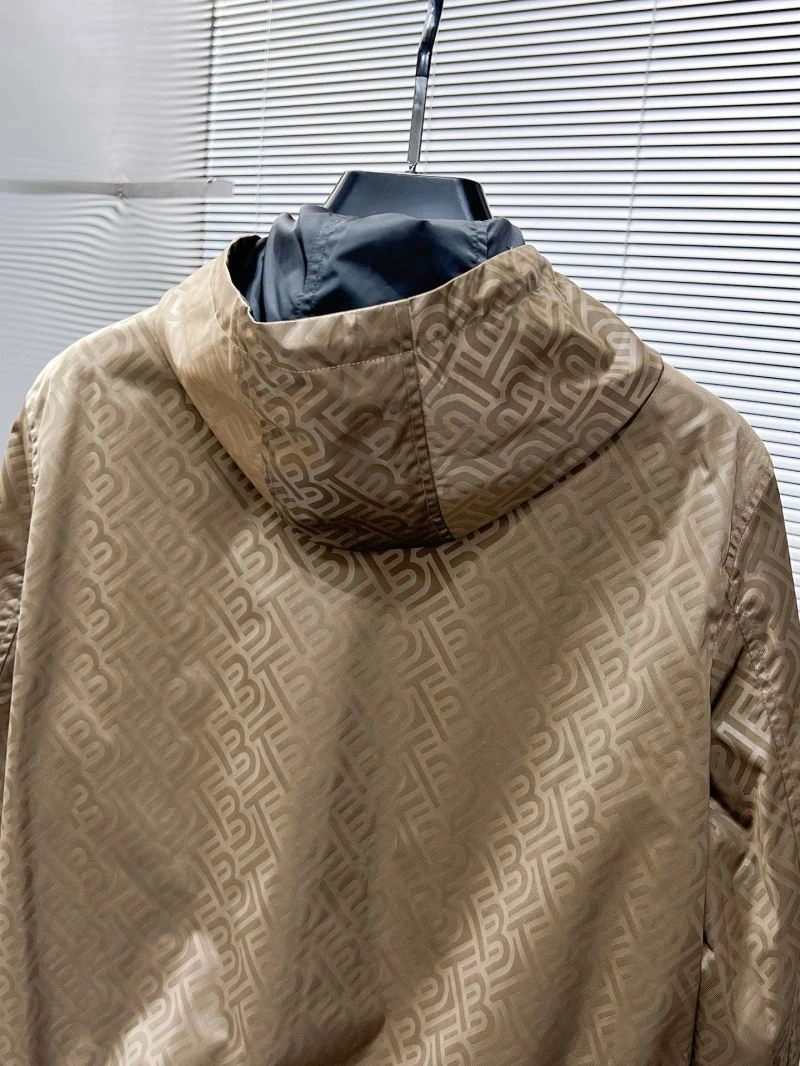 Burberry Outwear StreetReady 101723