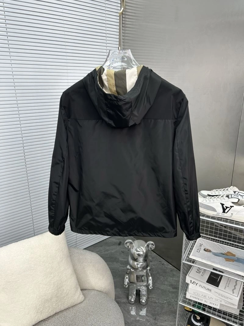 Burberry Outwear HighPerformance 101716