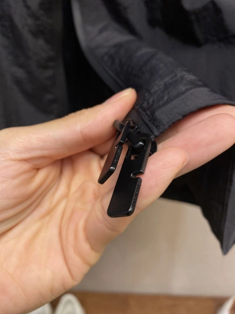 QuickDry Burberry Outwear 101717