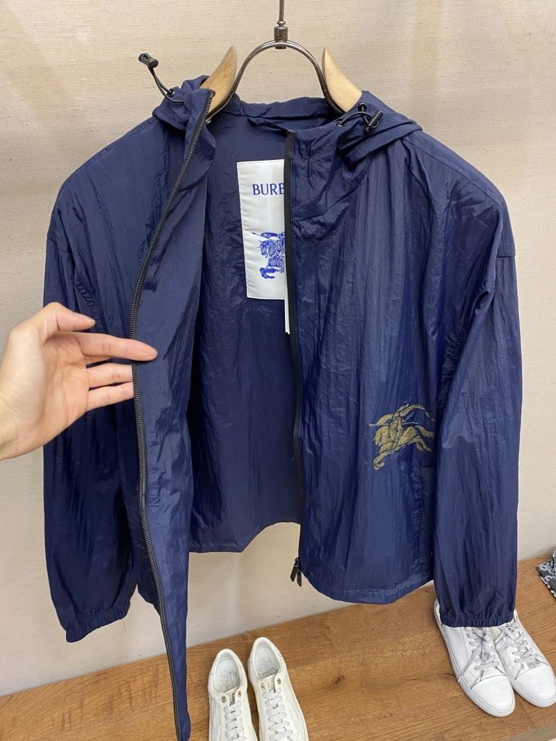 Burberry Outwear StreetReady 101713