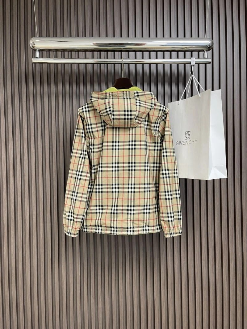 Burberry Outwear Lightweight 101715