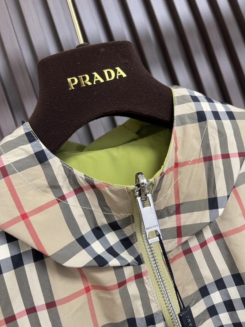 Burberry Outwear Lightweight 101715