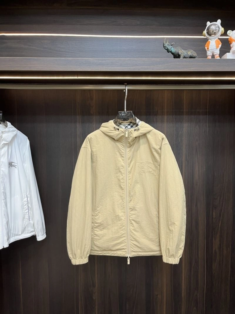 Attractive Burberry Outwear 101725
