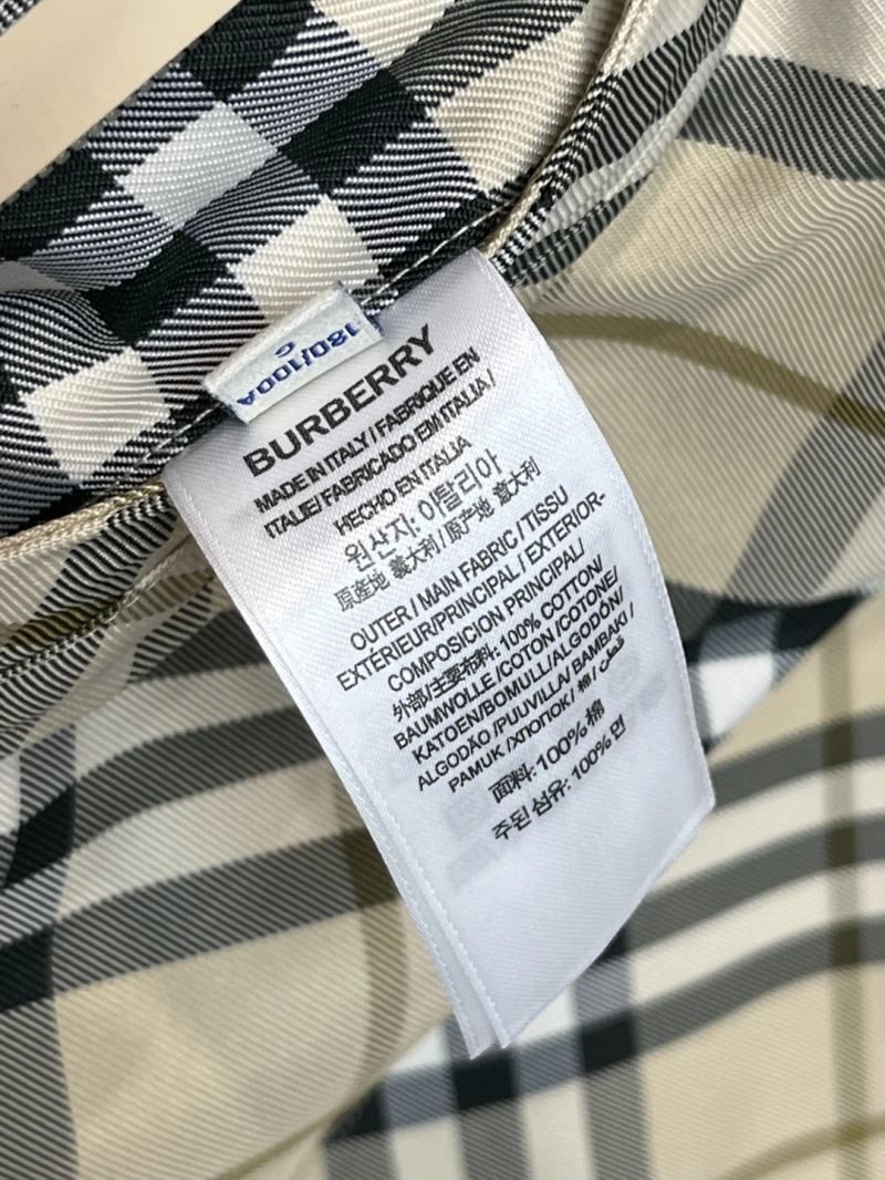Attractive Burberry Outwear 101725