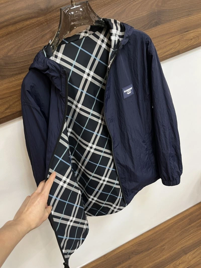 Comfortable Burberry Outwear 101707