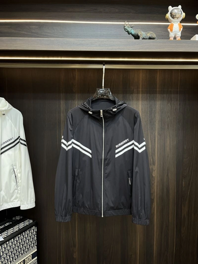 Contemporary Burberry Outwear 101708