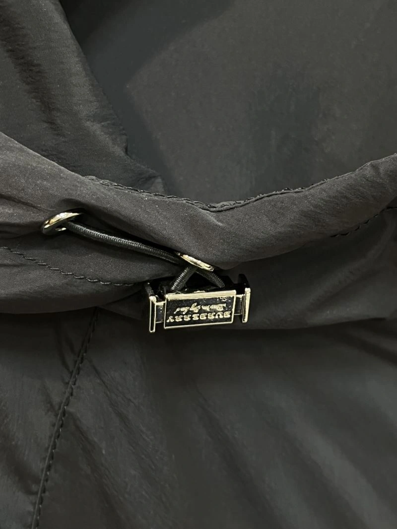 Contemporary Burberry Outwear 101708