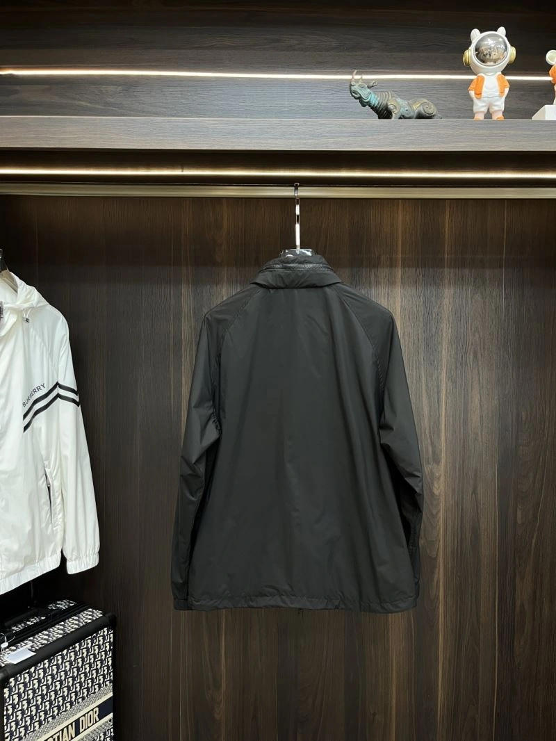 SunProtective Burberry Outwear 101700