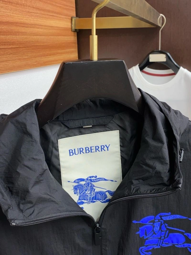 OnTrend Burberry Outwear 101739