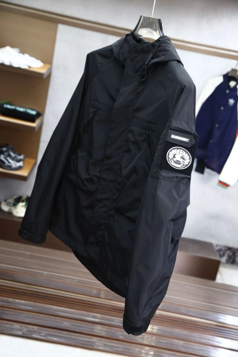 Thermal Burberry Outwear 101699