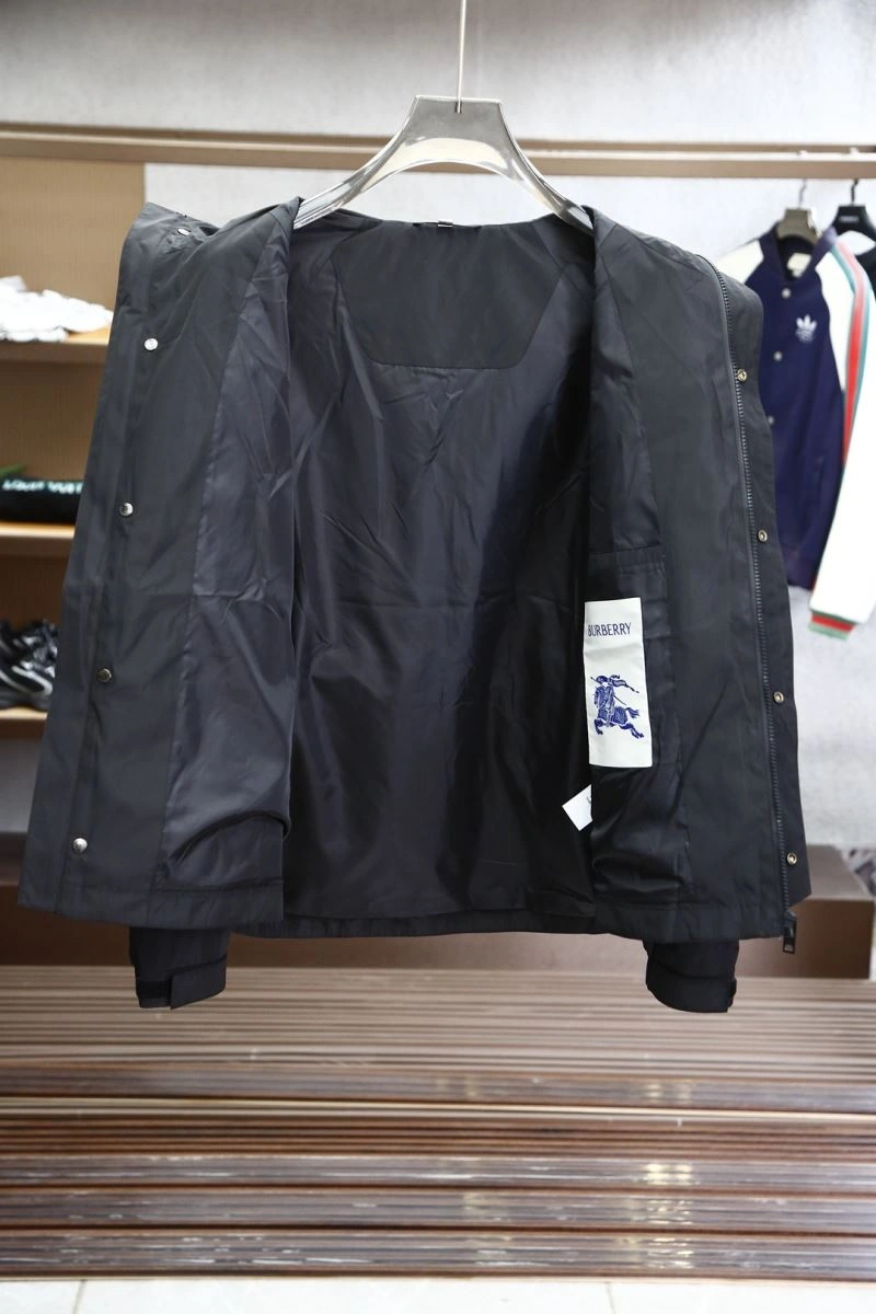 Thermal Burberry Outwear 101699