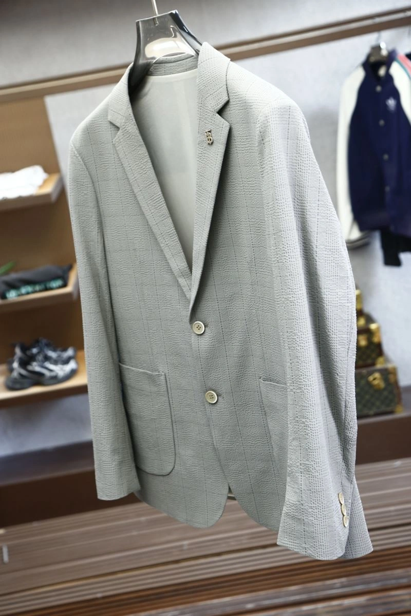 Burberry Outwear ModernLook 101698