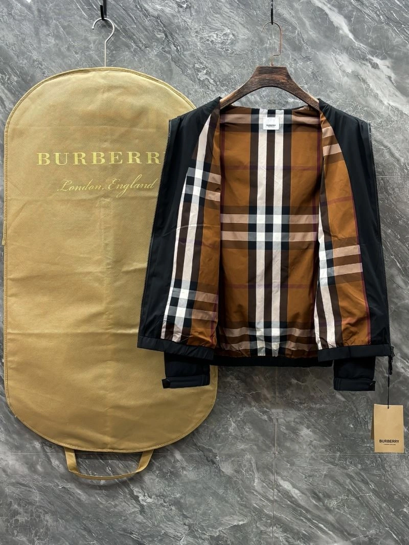 Burberry Outwear Effortless 101691