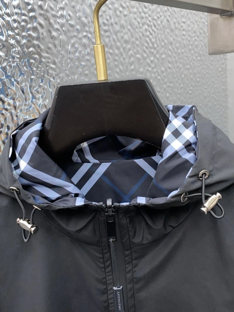 Burberry Outwear TravelReady 101686