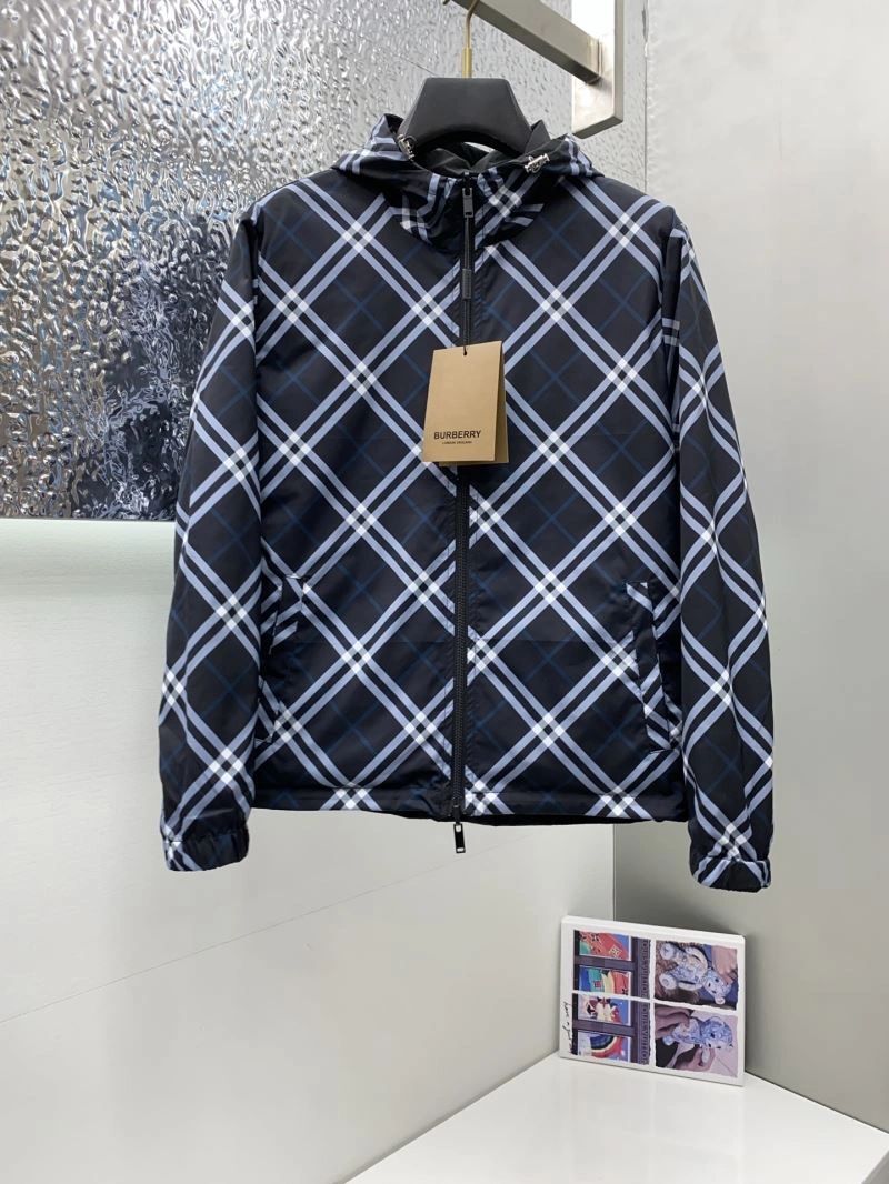 Burberry Outwear TravelReady 101686