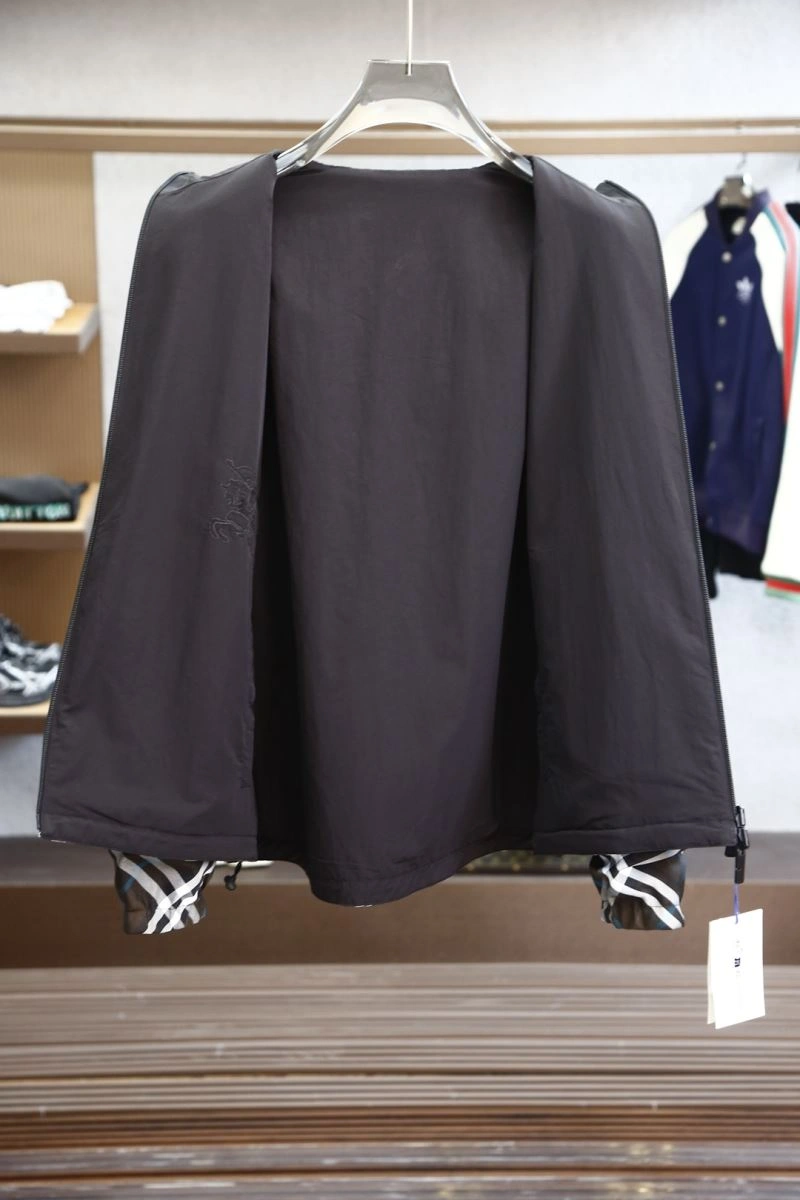 TechFriendly Burberry Outwear 101678