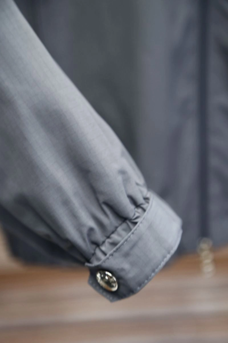 ComfortFit Burberry Outwear 101687