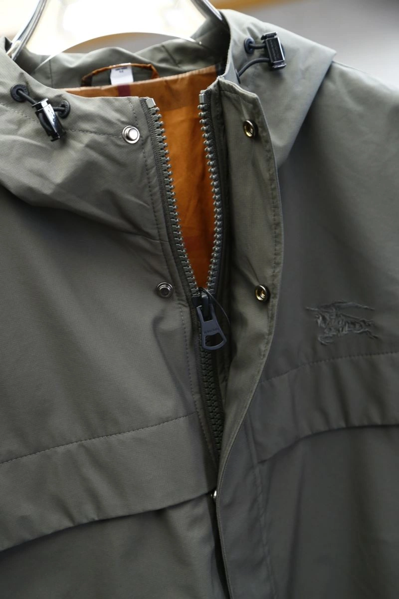 ZeroBulk Burberry Outwear 101682