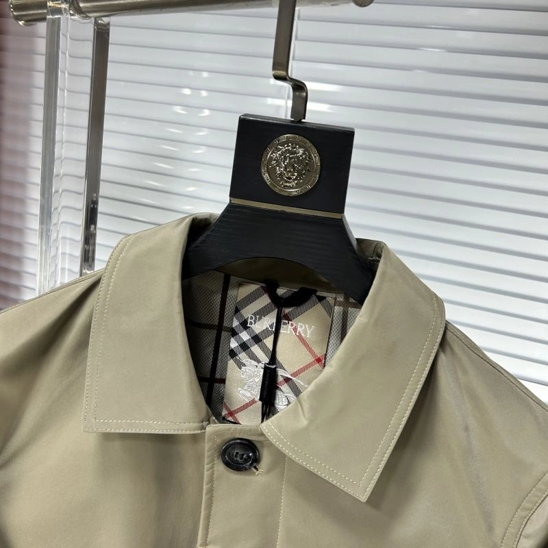 Burberry Outwear Original 101677