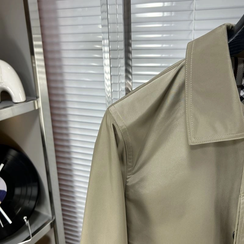 Burberry Outwear Original 101677