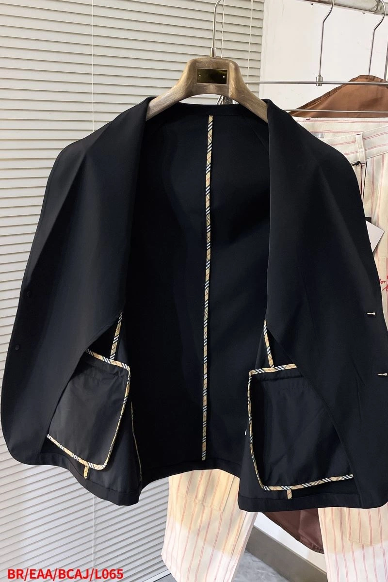 Burberry Outwear Fashionable 101206