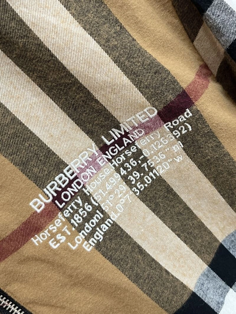 Burberry Outwear GoodFit 101205